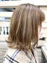 テテ(TETE) ミディアム/ミディアムレイヤー/レイヤーカット