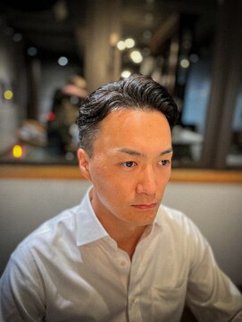 リバレッジ 広尾(Leverage) 大人色気かき上げフェード