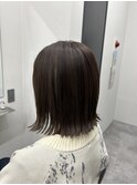 グレーベージュ