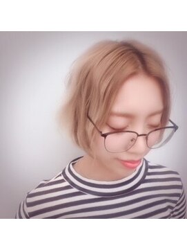 キッカ(CHICCA) ショート×ボブ