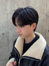 アルム オモテサンドウ(ALLM omotesando) 韓国風カルマパーマ メンズ韓国ヘア メンズカット 原宿 表参道
