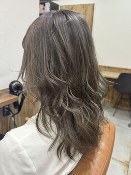 ノーム 横浜(NORM) ダブルカラー グレージュ