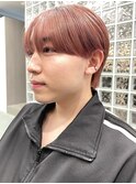 メンズマッシュとも相性の良いミルクティーカラー