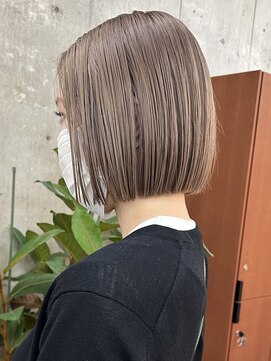 ノード(NODE) 栄小顔丸みボブミルクティーベージュ