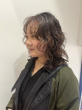 ウクラ バイ レシッド 池袋(uchla by rcid) ふわふわでウェーブ長持ち☆ミディアムレイヤーエアウェーブ