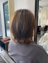 アーク シエル(Ark Ciel)&nbsp;顔周りカット似合わせカットセミウェットウェーブくびれヘア