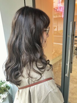 ヘアメイクミワ(HAIR+MAKE MIWA) クリームアッシュ