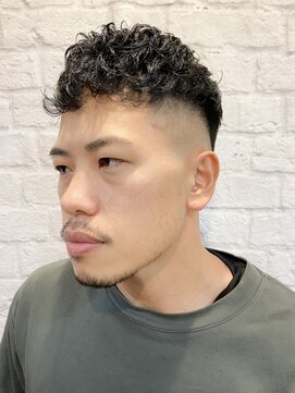 銀座マツナガ 新宿野村ビル店 スキンフェード