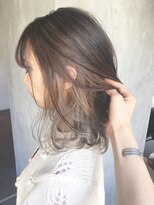 アイティーバイアルバム 藤沢店(IT by ALBUM)&nbsp;ホワイトベージュインナーカラーロブ_ショコラベージュ_ba72754