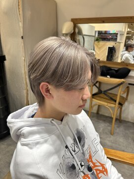 ヴィアンカ 倉敷中央通り店(Vianca) センターパート/ウルフ/ホワイトベージュ/ダブルカラー