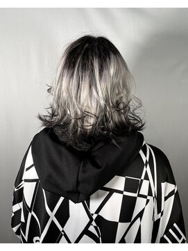 トリットフューアトリット(Hair & Make studio Tritt fur Tritt) Monotone