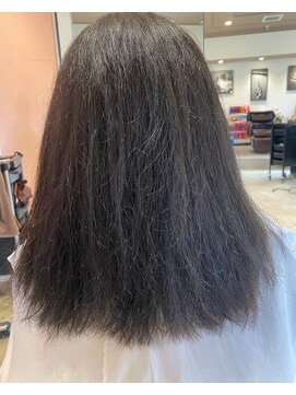 レシェル 桑名店(RECIEL) ビフォーアフター　ストレート　仕上がりは2枚目
