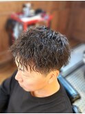 ツーブロック×アイロンパーマ