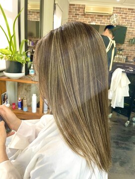 エピックコースト(epic coast) 【バレイヤージュ】外国人風ロングレイヤー