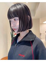 セーヌアワー(CEINE OUR)&nbsp;mood感のhair刈り上げショートボブレイヤーワインレッドオレンジ