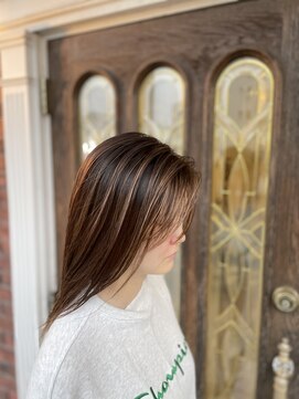 ２丁目３番地美容室 ナチュラルスジ感ハイライト