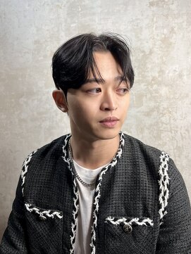 ルアウアオ(LUAU Ao) 《北斗》韓国ダウンパーマ / Instagram - @hokutooo16