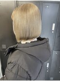 ホワイトミルクティー、ボブ、切りっぱなし