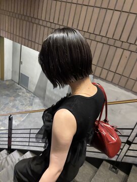 ナンバー 博多(Number) パツっとボブ