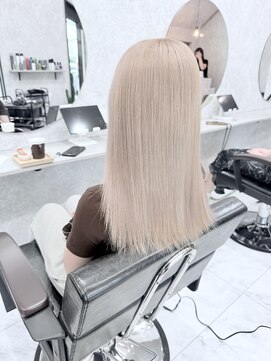 カミイロ(kamiiro) ブロンドベージュ/ダブルカラー/トリオプルカラー/ケアブリーチ