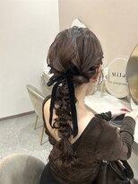ミラ(Mila)&nbsp;定番人気＊あみおろしアレンジ/結婚式.お呼ばれ