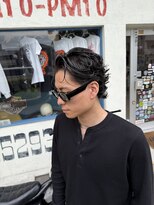 フォーコーナーズカットショップフェイビーズ 名古屋西(FourCornersCutShop favey's)&nbsp;センターパート クラシックセンターパート 海外風ヘア