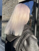 ソル オモテサンドウ 表参道 青山(SOL . OMOTESANDO)&nbsp;インナーカラーミルクティーベージュシルバーイヤリングカラー