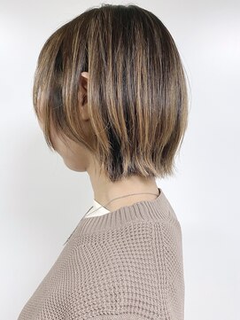 モリオフロムロンドン 原宿本店(morio from London) 【morio原宿】レイヤーボブ　ハイライトカラー