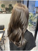 マロンベージュカラー×ゆるふわウェーブロング大人可愛い艶感