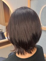 イゾラ(isola)&nbsp;【isola】レイヤーカット/ミディアム/小顔/くびれヘア