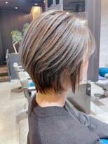 グラム バイ レイエレガンス(glam by REIELEGANCE)&nbsp;前下がりひし形ショートボブ
