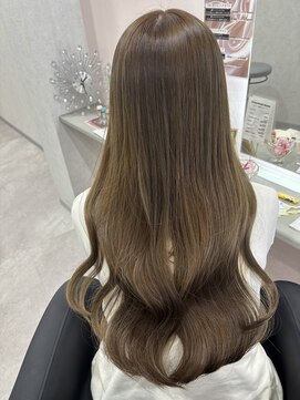 リトバイトゥルークリエイション 大宮(Re:to by True Creation) 【髪質改善】波巻きロング×ウル艶カラー