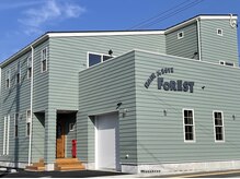 ヘアーアンドエステサロン フォレスト