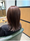 ピンクベージュ