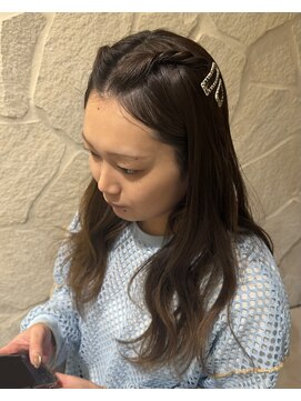 ヴァネッサ VANESSA ちょっとしたお出かけに◎前髪簡単アレンジ/吉川沙知