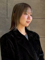 ディスコネクト(DISCO-N-NECT) ハイトーン オリーブアッシュ 顔周りカット 前髪カット