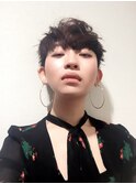 2ブロック刈り上げマッシュショート。