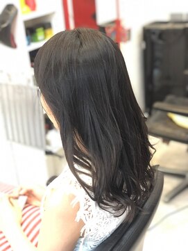ガジロウ 美容室 蛾次郎 うるつやナチュラルウェーブ♪