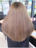 サンドベージュ_アースカラーくびれヘアツートンカラー_ba361801