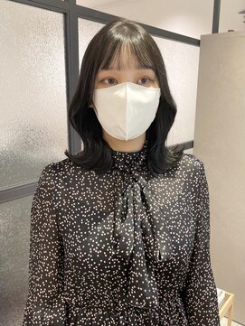 ヨーク(YOKE) 【 YOKE 】くびれヘア小顔フェイスレイヤーミディアム韓国