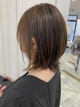 クロップ エス 湘南辻堂(crop es) cropes辻堂谷川 ベージュカラー×イヤリングカラー