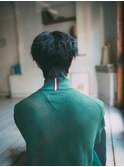 好印象なセンター分けショート