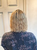 アロマ ヘアー ルーム 新宿3号店(AROMA hair room)&nbsp;ブリーチのイメチェン☆ワンレンウェーブパーマ／ブリーチパーマ
