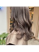 グレージュ　ロング