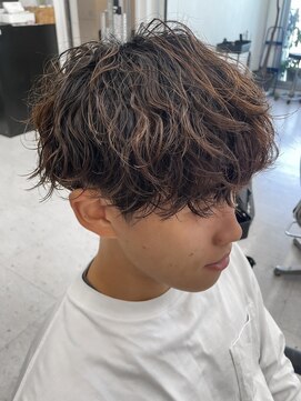 グッドタイムエフティフィフス 横浜西口(GoodTimes ft.fifth) 横浜シャドウパーマツイストスパイラルパーマメンズマッシュ30代