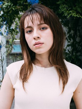 アマリス(Amaris) シースルーロング20代/30代/40代/庭瀬