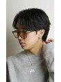 ニュー(new.)&nbsp;韓国風ナチュラルセンターパート