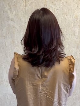 カットするなら”hair design JAM”へ。スタイルを見極め、360度骨格も気になりにくい美しいフォルムに*