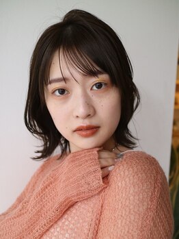 年齢とともに変化する髪に◎髪と頭皮にやさしいオーガニック商材で、自然なツヤと透明感をプラス♪