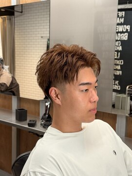 リレーションメンズヘアー(RELATION MEN'S HAIR) アップバングソフトモヒカンテーパーフェードフェザーショート